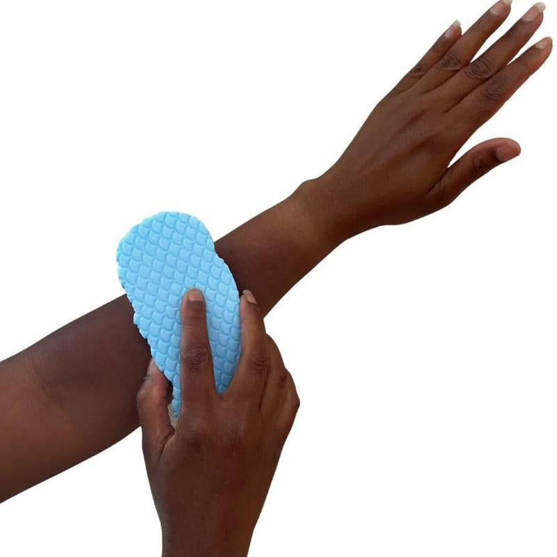 [2Count]3D Bath Sponge,Random Color,Fish Scale Bath Sponge,Mud and Ash Scrubbing Sponge,Exfoliating Bath Sponge,Skin Friendly and Reusable,Alternative to Exfoliating Gloves.