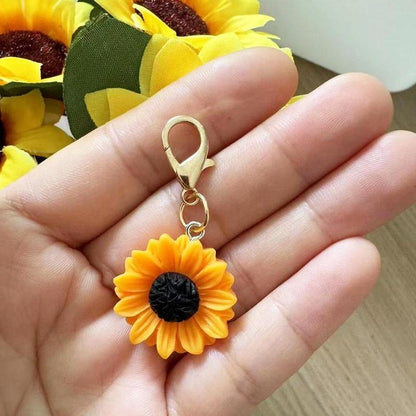Vivid Sunflower Design Fashionable Keychain with Gift Card, Cute Resin Material Flower Shaped Keychain for Women & Men, Fashion Personalized Keychain for Daily Clothing Decor, Birthday Gift Fall, Charms, Love, Fashion Accessory, Trendy Cute Keychain